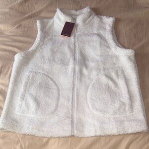 White Fleece Vest Woman’s Large